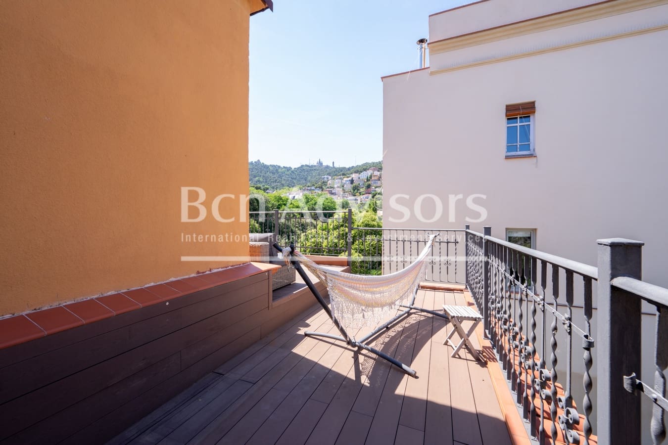 4 soveværelse Lejlighed til salg i Barcelona by med garage - € 1.080.000 (Ref: 9878217)