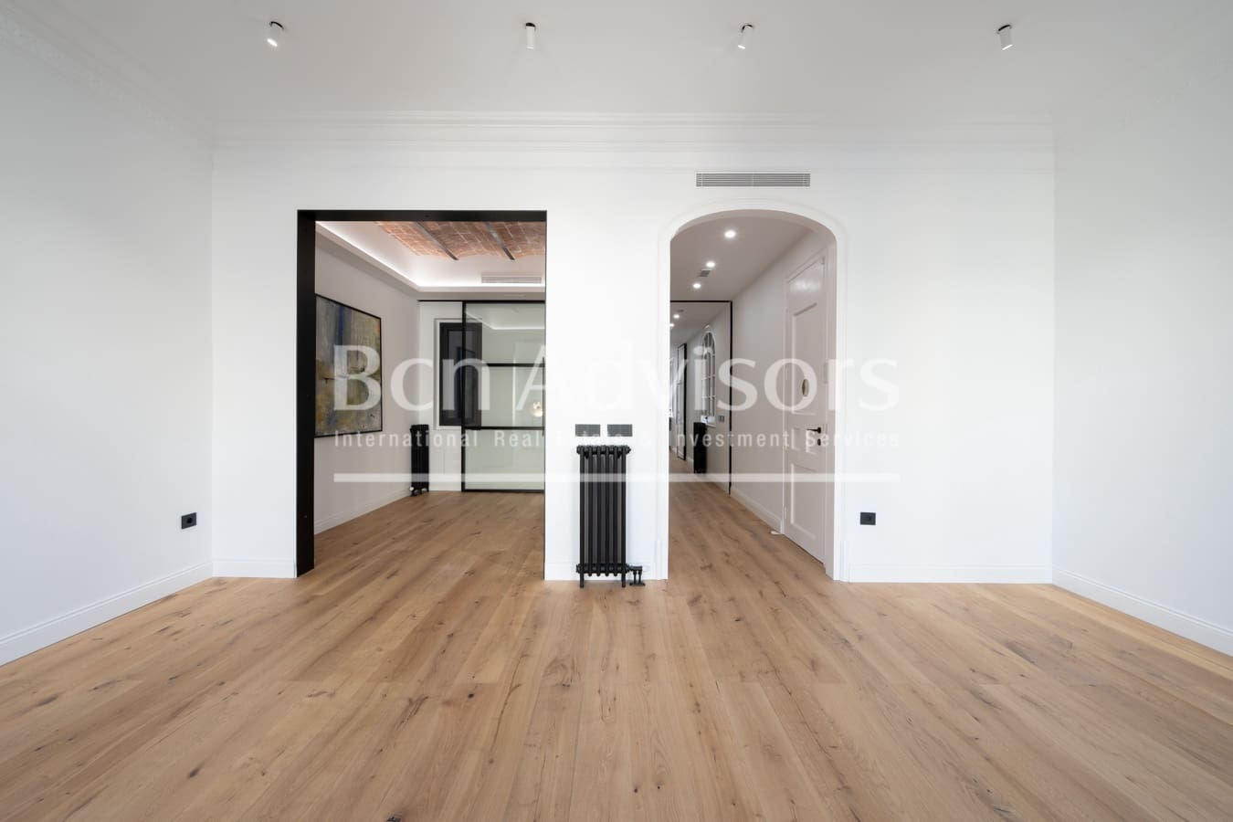 3 soveværelse Lejlighed til salg i Barcelona by - € 1.290.000 (Ref: 9880734)