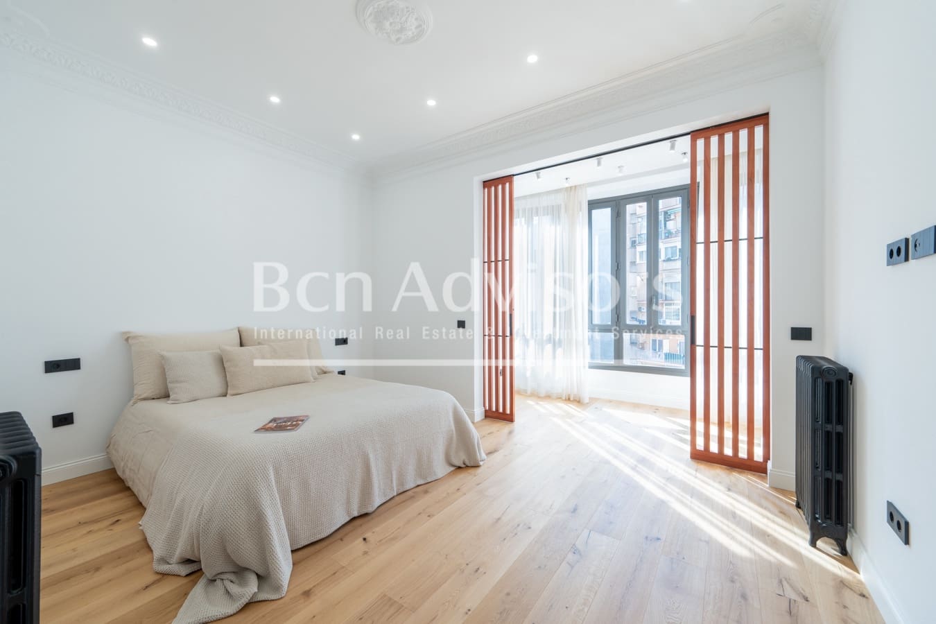 3 soveværelse Lejlighed til salg i Barcelona by - € 1.290.000 (Ref: 9880734)