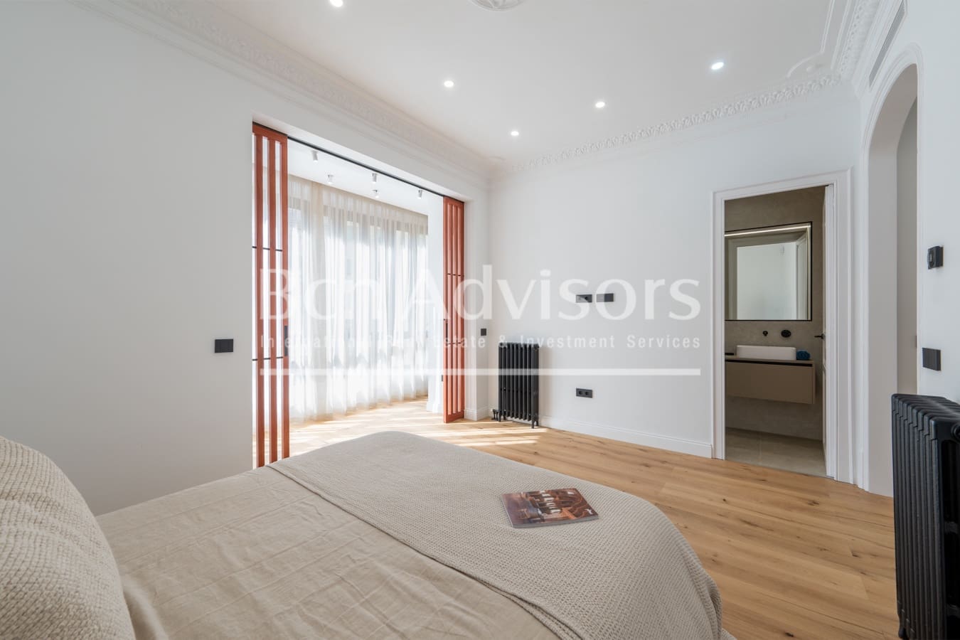 3 soveværelse Lejlighed til salg i Barcelona by - € 1.290.000 (Ref: 9880734)
