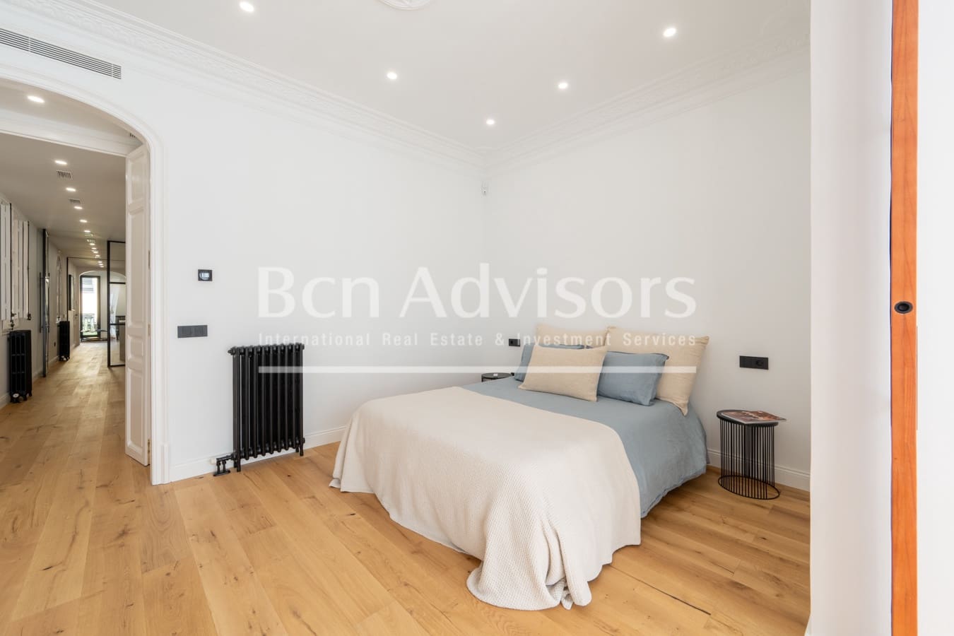 3 bedroom Apartment for sale in Barcelona city - € 1,250,000 (Ref: 9880734)