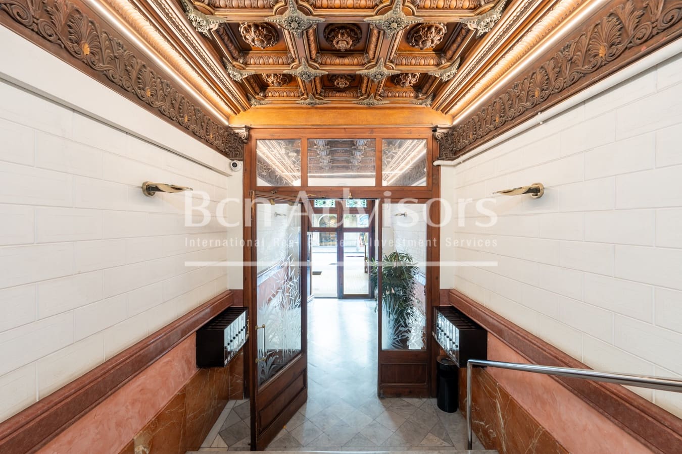 Apartamento de 3 habitaciones en Barcelona ciudad en venta - 1.850.000 € (Ref: 9884321)