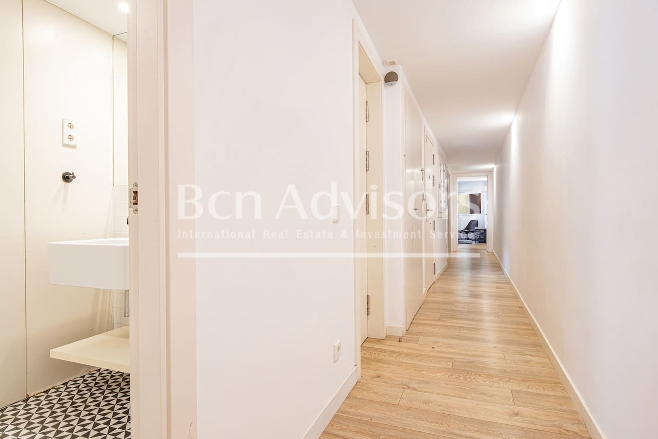 2 soverom Penthouse til salgs i Barcelona by - € 700 000 (Ref: 9891918)