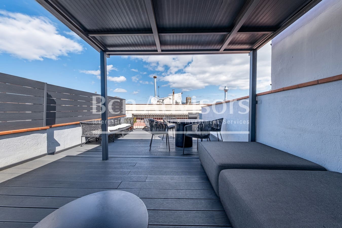 2 soverom Penthouse til salgs i Barcelona by - € 700 000 (Ref: 9891918)
