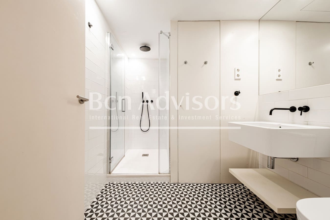 2 soverom Penthouse til salgs i Barcelona by - € 700 000 (Ref: 9891918)