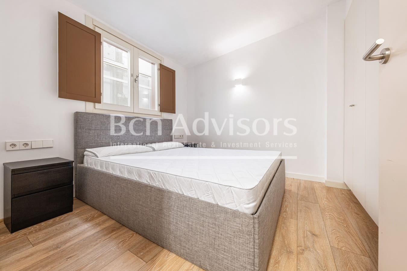 2 soverom Penthouse til salgs i Barcelona by - € 700 000 (Ref: 9891918)