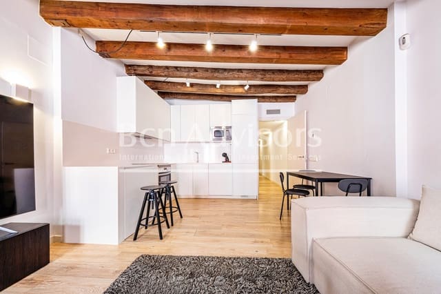 2 soverom Penthouse til salgs i El Barri Gòtic, Barcelona by - € 700 000 (Ref: 9891918)