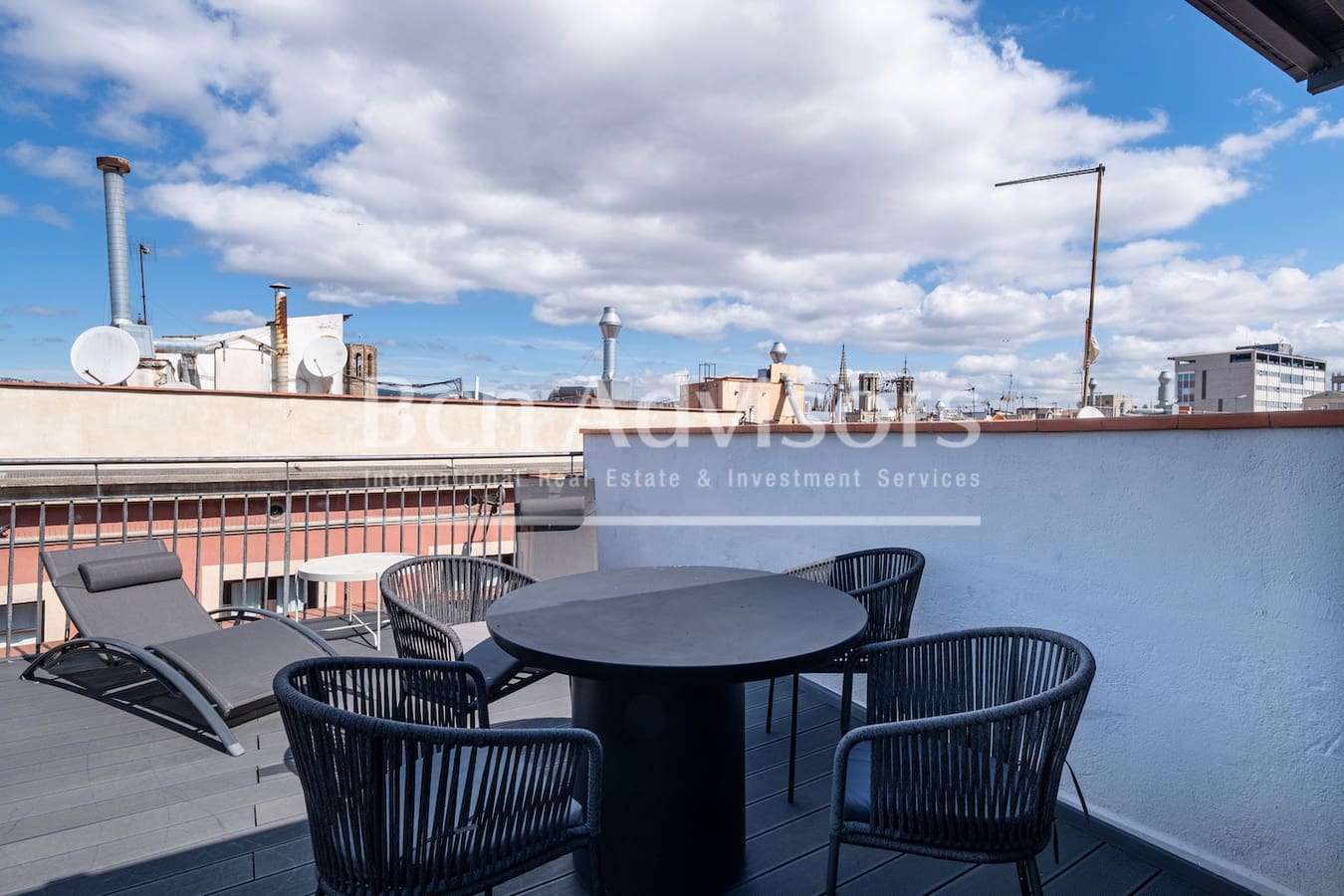 2 soverom Penthouse til salgs i Barcelona by - € 700 000 (Ref: 9891918)