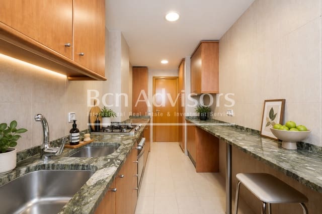 Apartamento de 3 habitaciones en Sant Antoni, Barcelona ciudad en venta - 690.000 € (Ref: 9894067)