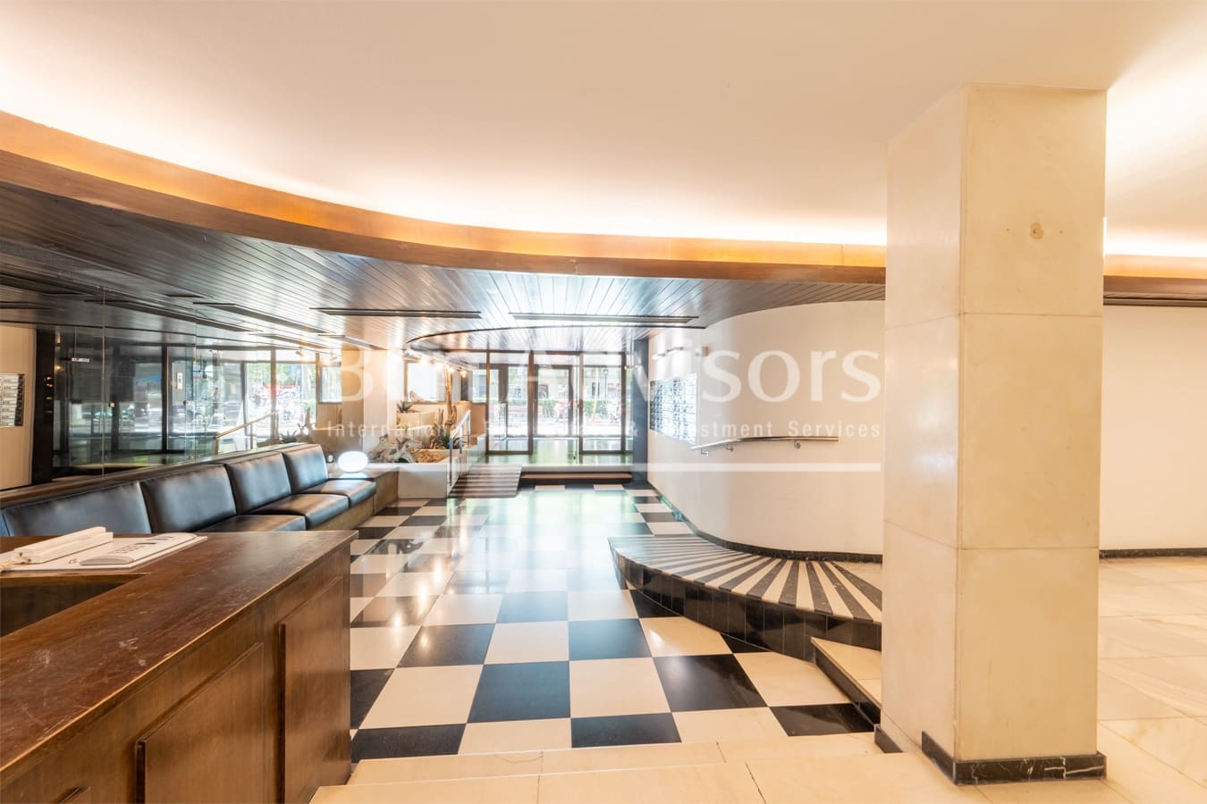 Apartamento de 3 habitaciones en Barcelona ciudad en venta - 690.000 € (Ref: 9894067)
