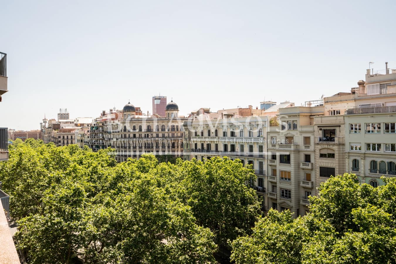 Apartamento de 3 habitaciones en Barcelona ciudad en venta - 690.000 € (Ref: 9894067)