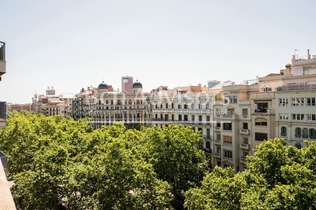 Apartamento de 3 habitaciones en Sant Antoni, Barcelona ciudad en venta - 690.000 € (Ref: 9894067)