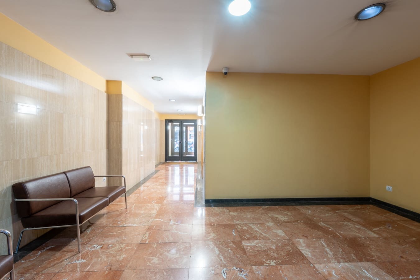 3 soverom Leilighet til salgs i Barcelona by med garasje - € 695 000 (Ref: 9899263)