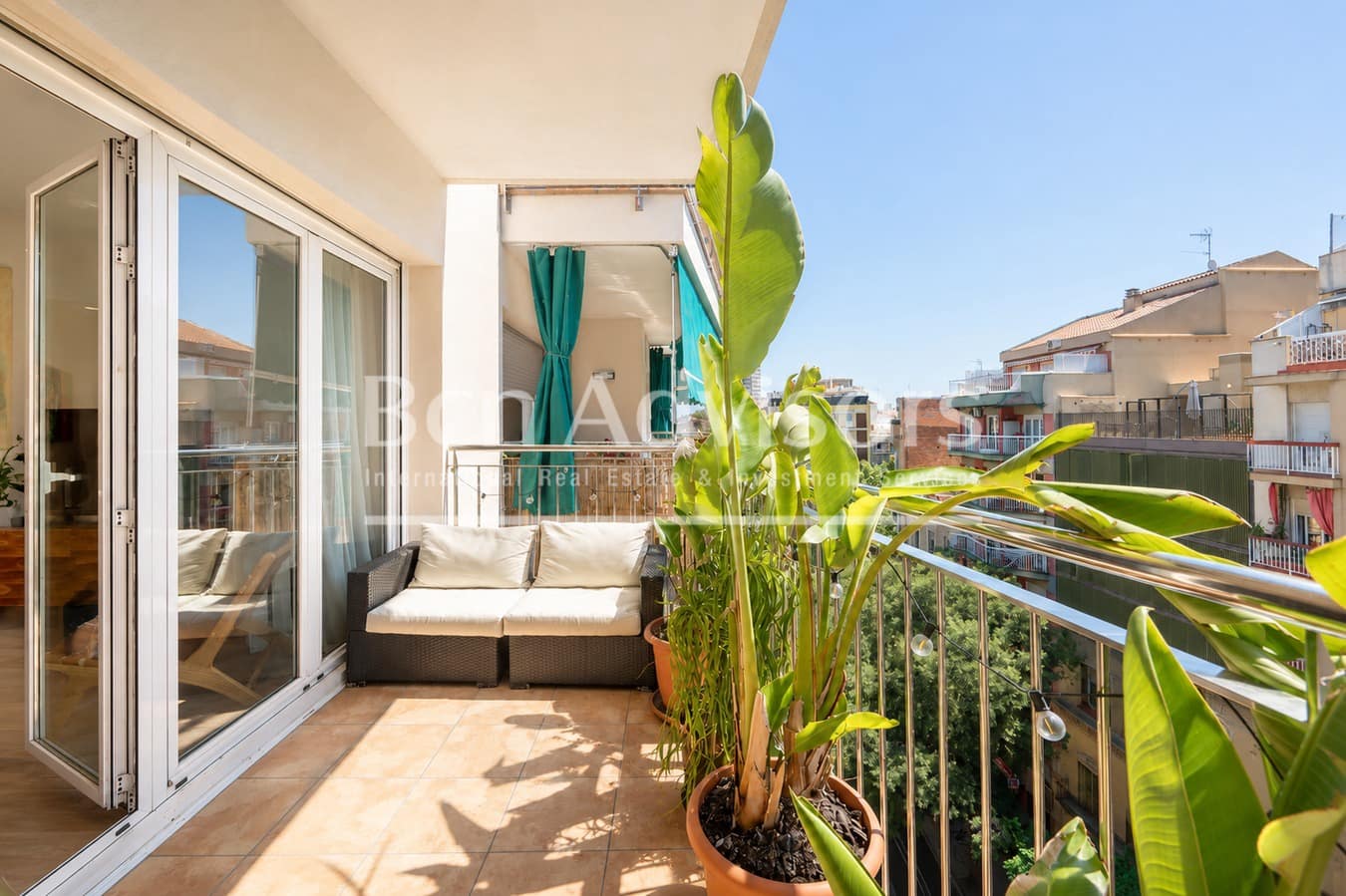 3 soverom Leilighet til salgs i Barcelona by med garasje - € 695 000 (Ref: 9899263)