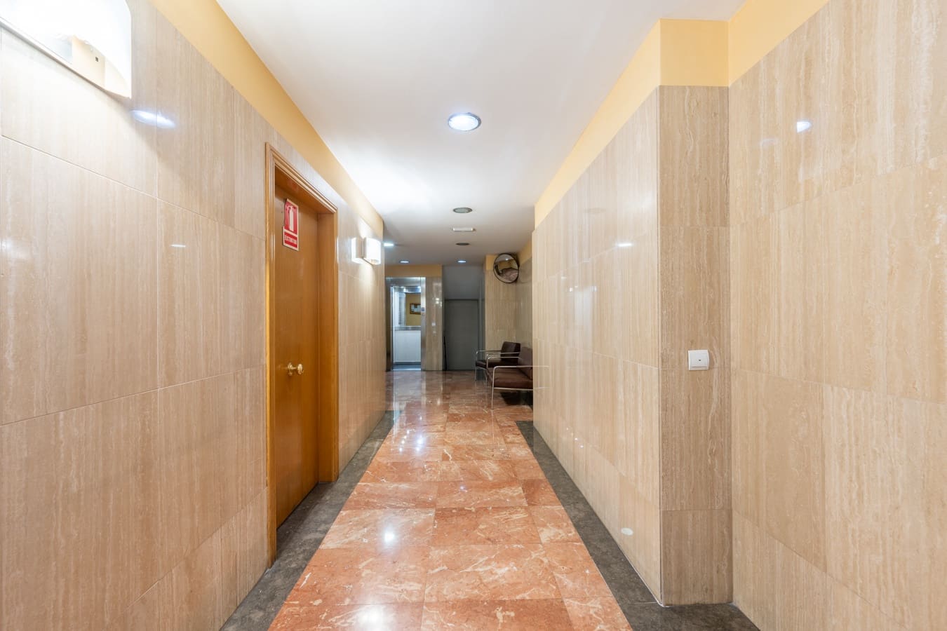 3 soverom Leilighet til salgs i Barcelona by med garasje - € 695 000 (Ref: 9899263)