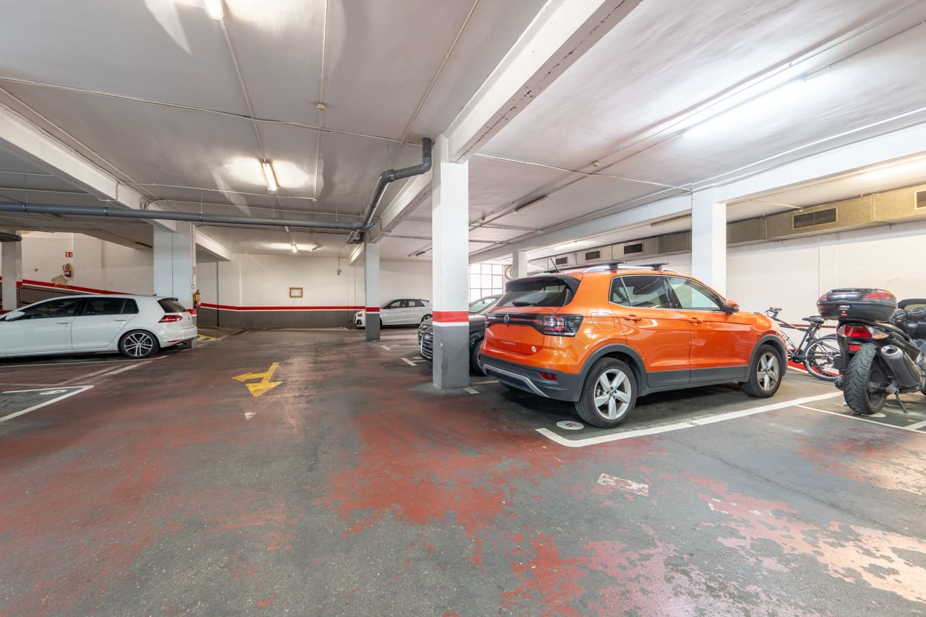 3 soverom Leilighet til salgs i Barcelona by med garasje - € 695 000 (Ref: 9899263)
