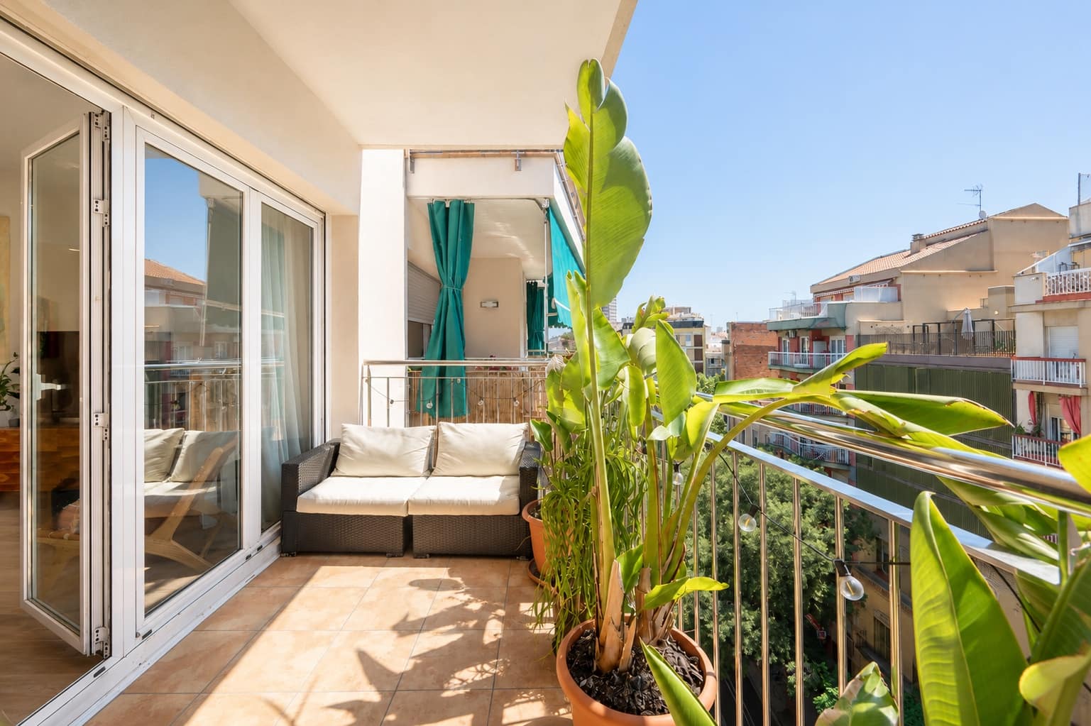 3 soverom Leilighet til salgs i Barcelona by med garasje - € 695 000 (Ref: 9899263)