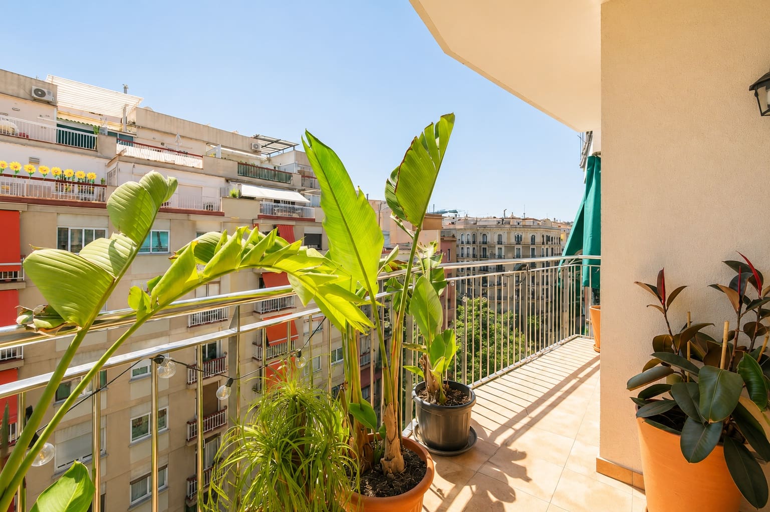 3 soverom Leilighet til salgs i Barcelona by med garasje - € 695 000 (Ref: 9899263)