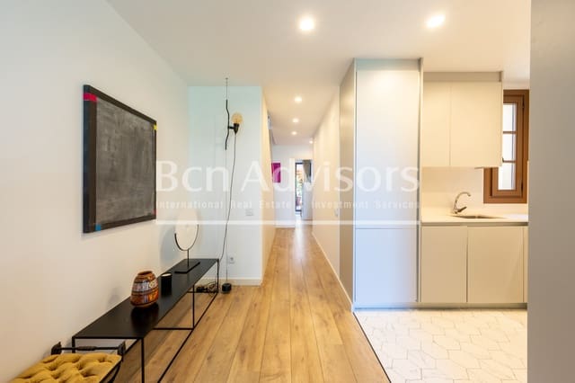 3 soveværelse Penthouse til salg i Sant Antoni, Barcelona by - € 850.000 (Ref: 9899264)
