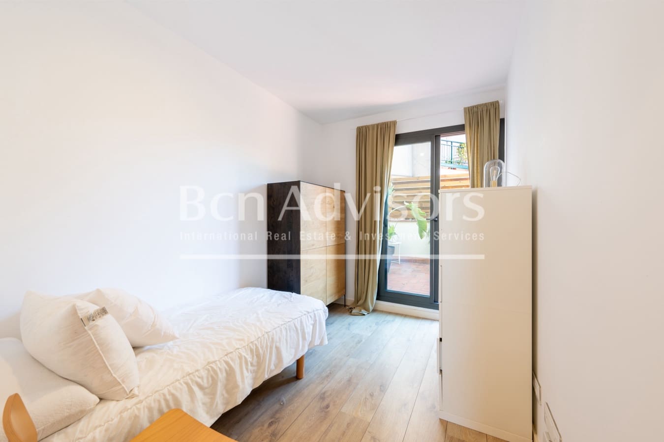 3 bedroom Penthouse for sale in Barcelona city - € 850,000 (Ref: 9899264)
