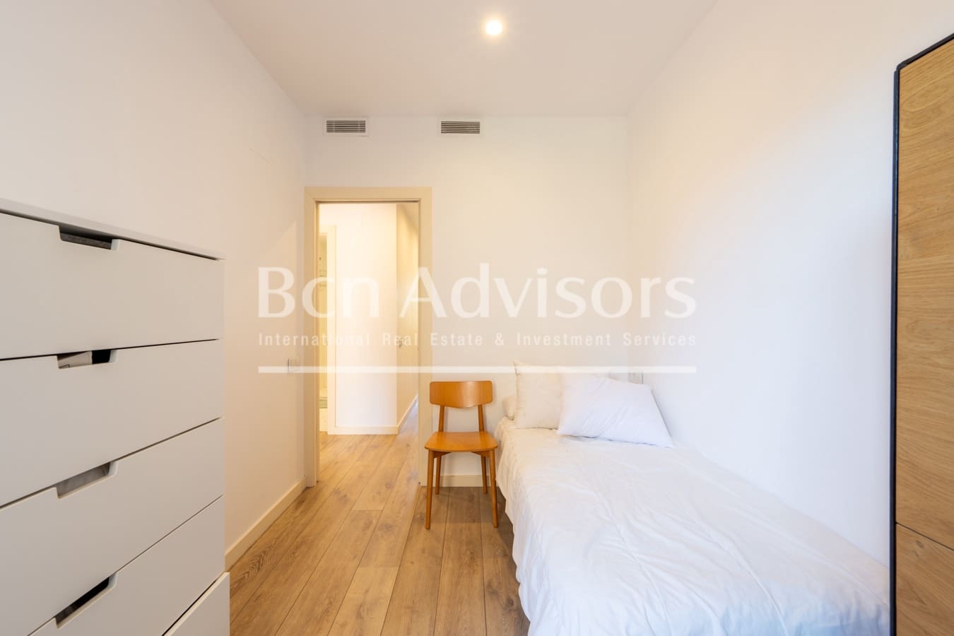 3 bedroom Penthouse for sale in Barcelona city - € 850,000 (Ref: 9899264)