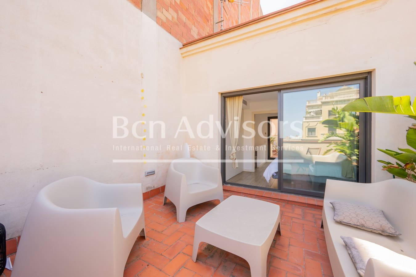 3 bedroom Penthouse for sale in Barcelona city - € 850,000 (Ref: 9899264)