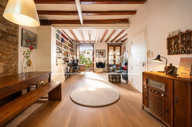 3 soveværelse Lejlighed til salg i Sant Pere, Santa Caterina i La Ribera, Barcelona by - € 650.000 (Ref: 9920064)