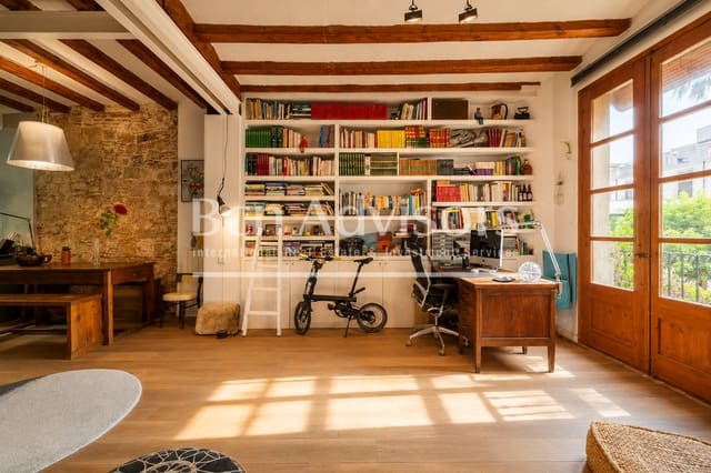 3 soveværelse Lejlighed til salg i Sant Pere, Santa Caterina i La Ribera, Barcelona by - € 650.000 (Ref: 9920064)