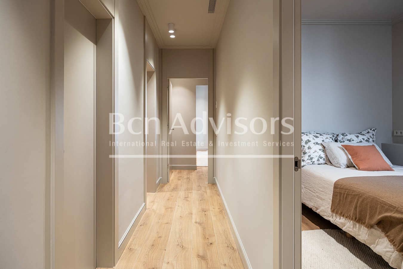 4 bedroom Apartment for sale in Barcelona city - € 1,870,000 (Ref: 9937787)