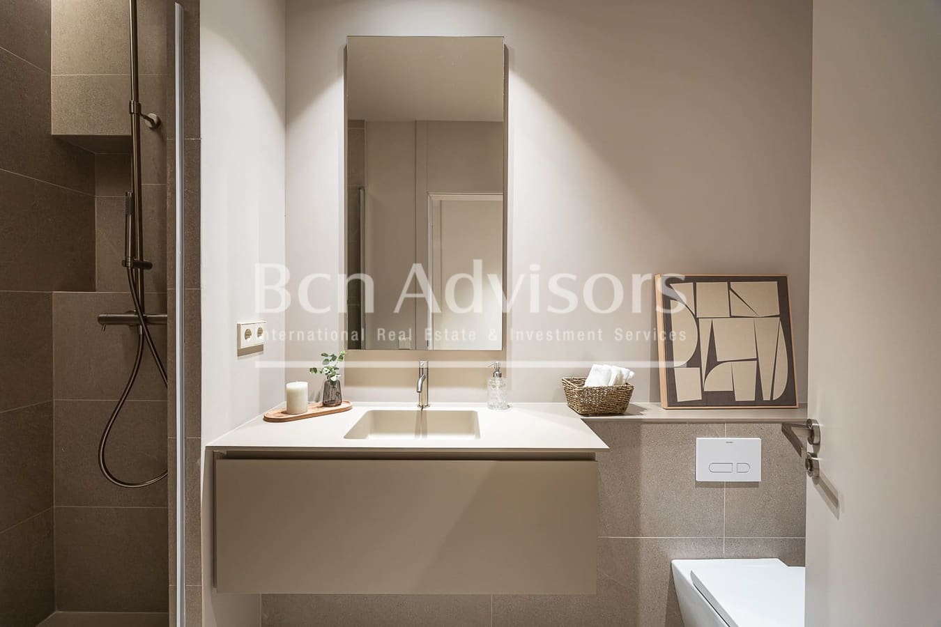 4 bedroom Apartment for sale in Barcelona city - € 1,870,000 (Ref: 9937787)
