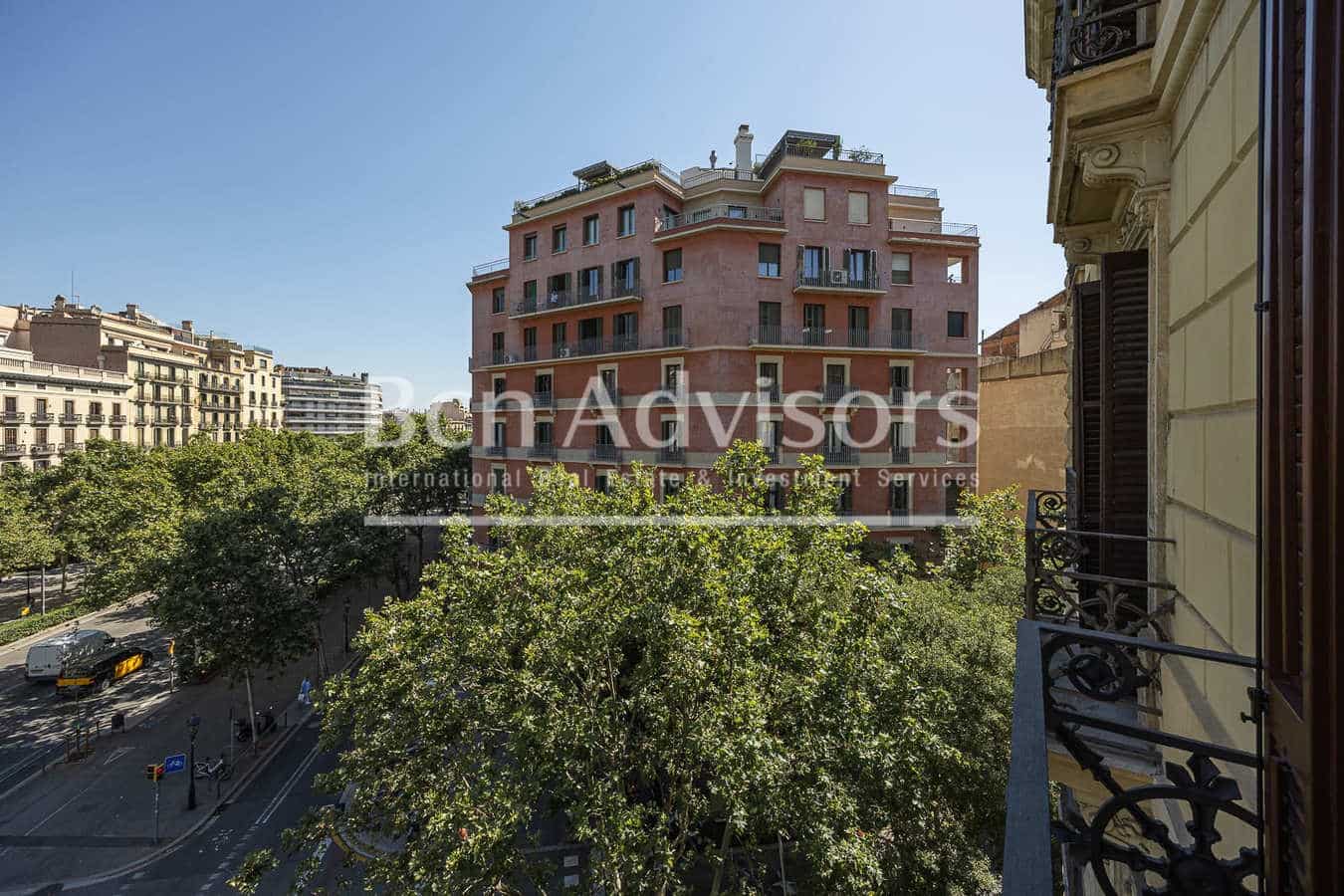 4 bedroom Apartment for sale in Barcelona city - € 1,870,000 (Ref: 9937787)