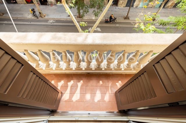 4 camera da letto Appartamento in vendita in L'Antiga Esquerra de L'Eixample, Barcelona città - 1.790.000 € (Rif: 9937788)
