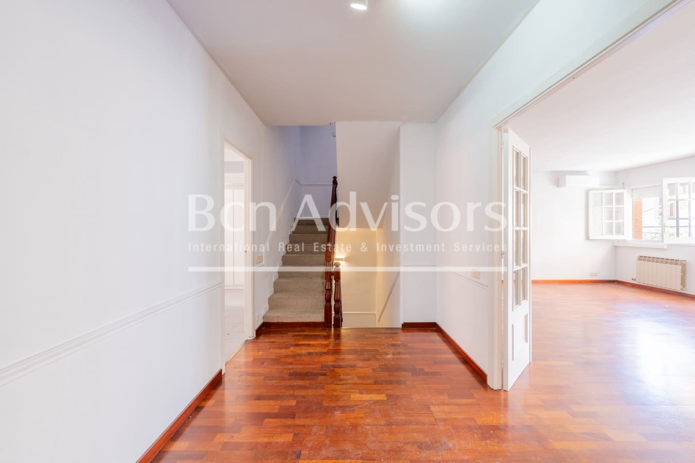 6 quarto Moradia para venda em Sant Just Desvern - 1 190 000 € (Ref: 9937789)