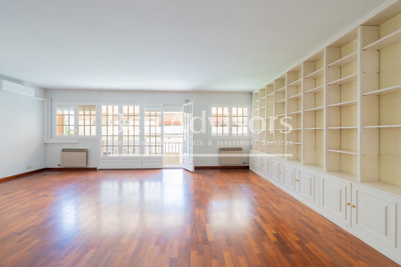 6 quarto Moradia para venda em Sant Just Desvern - 1 190 000 € (Ref: 9937789)