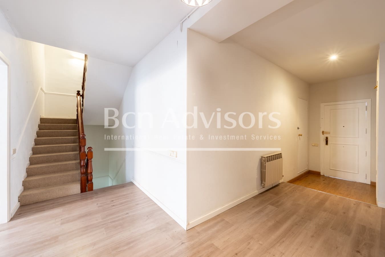 6 quarto Moradia para venda em Sant Just Desvern - 1 190 000 € (Ref: 9937789)