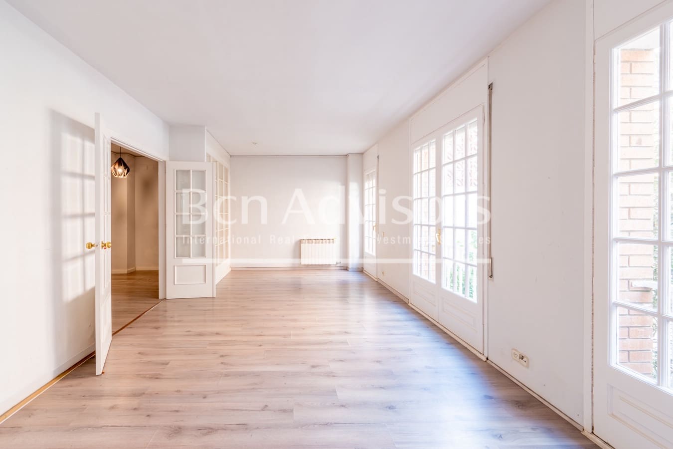 6 quarto Moradia para venda em Sant Just Desvern - 1 190 000 € (Ref: 9937789)