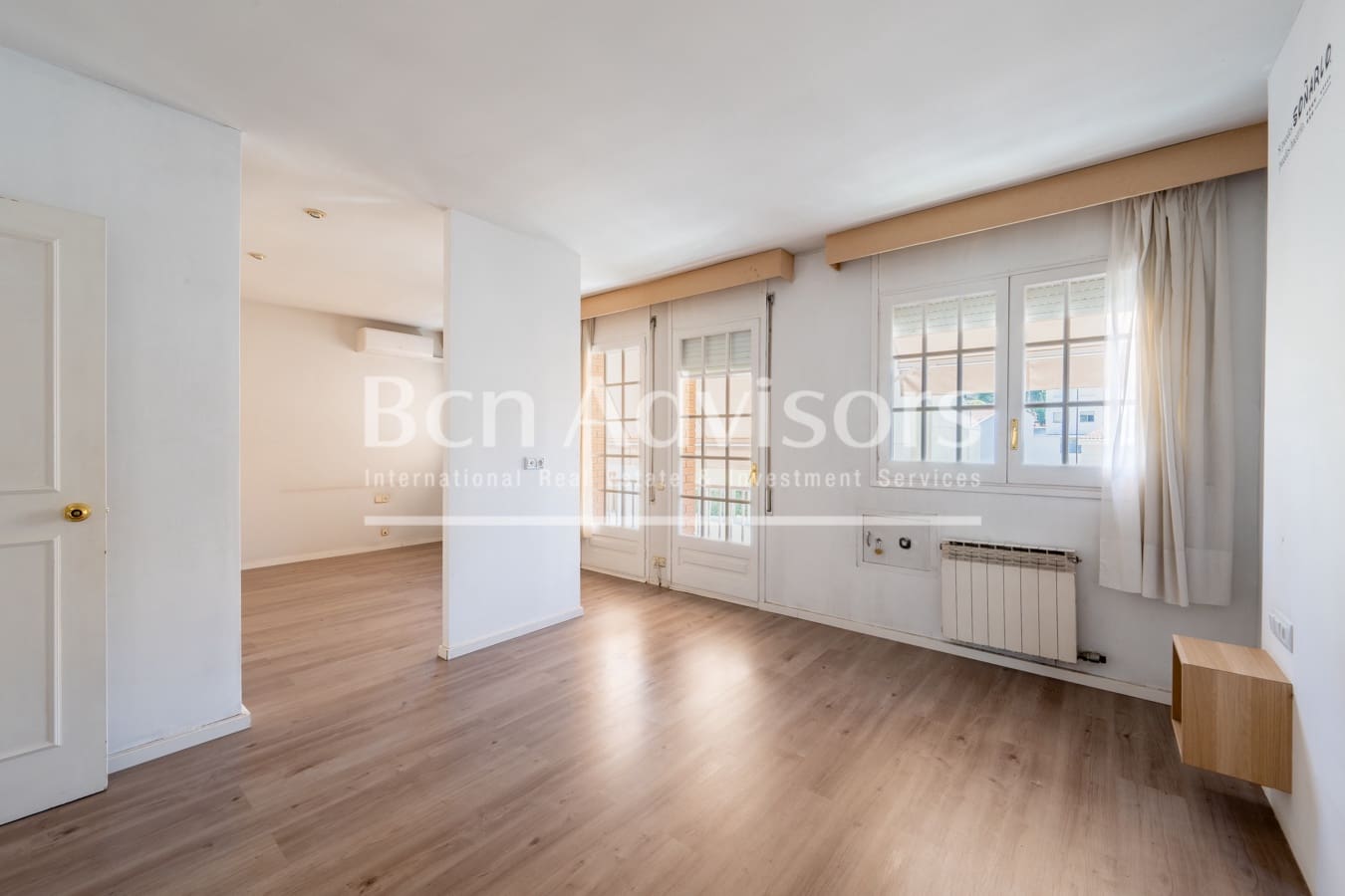 6 quarto Moradia para venda em Sant Just Desvern - 1 190 000 € (Ref: 9937789)