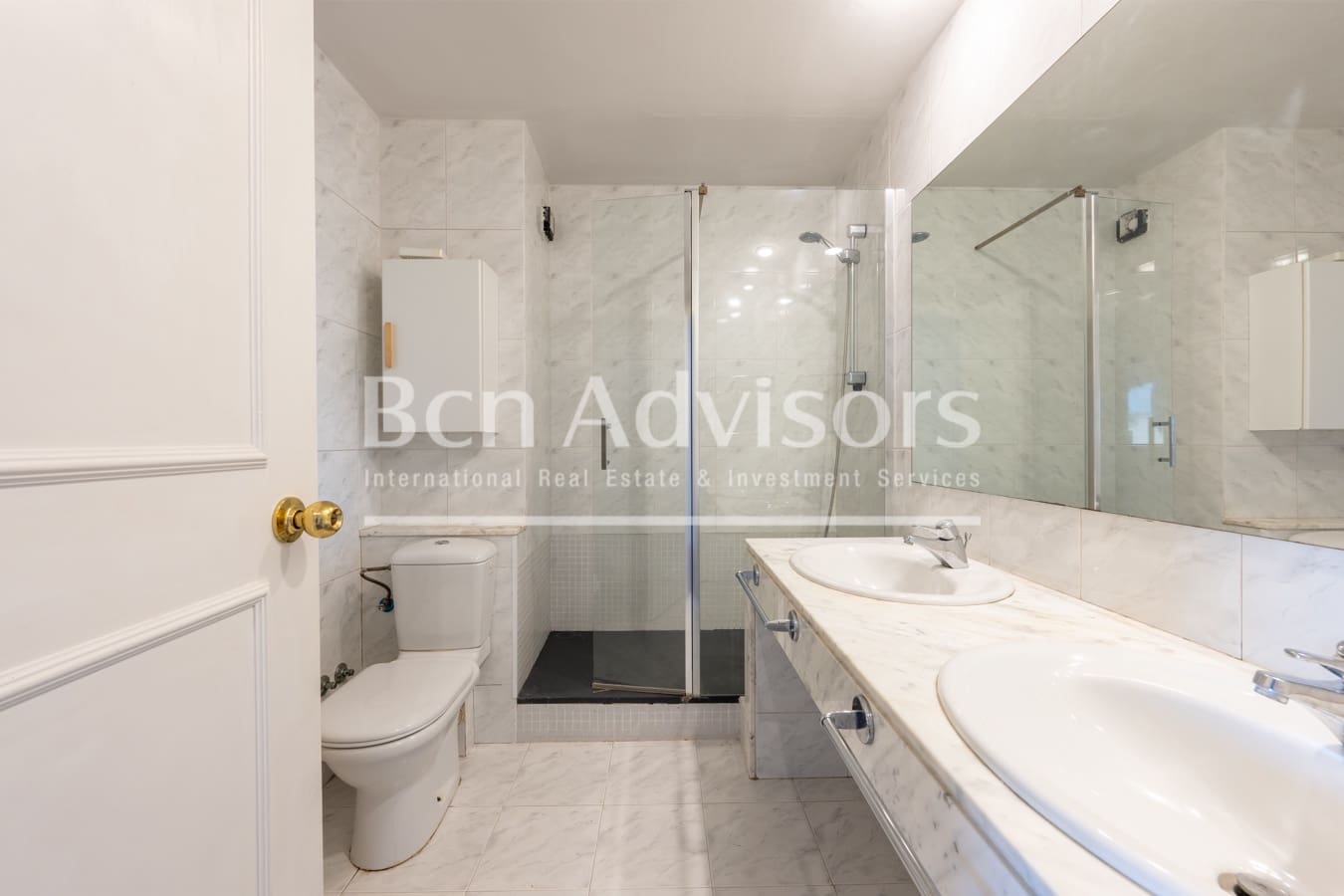 6 quarto Moradia para venda em Sant Just Desvern - 1 190 000 € (Ref: 9937789)