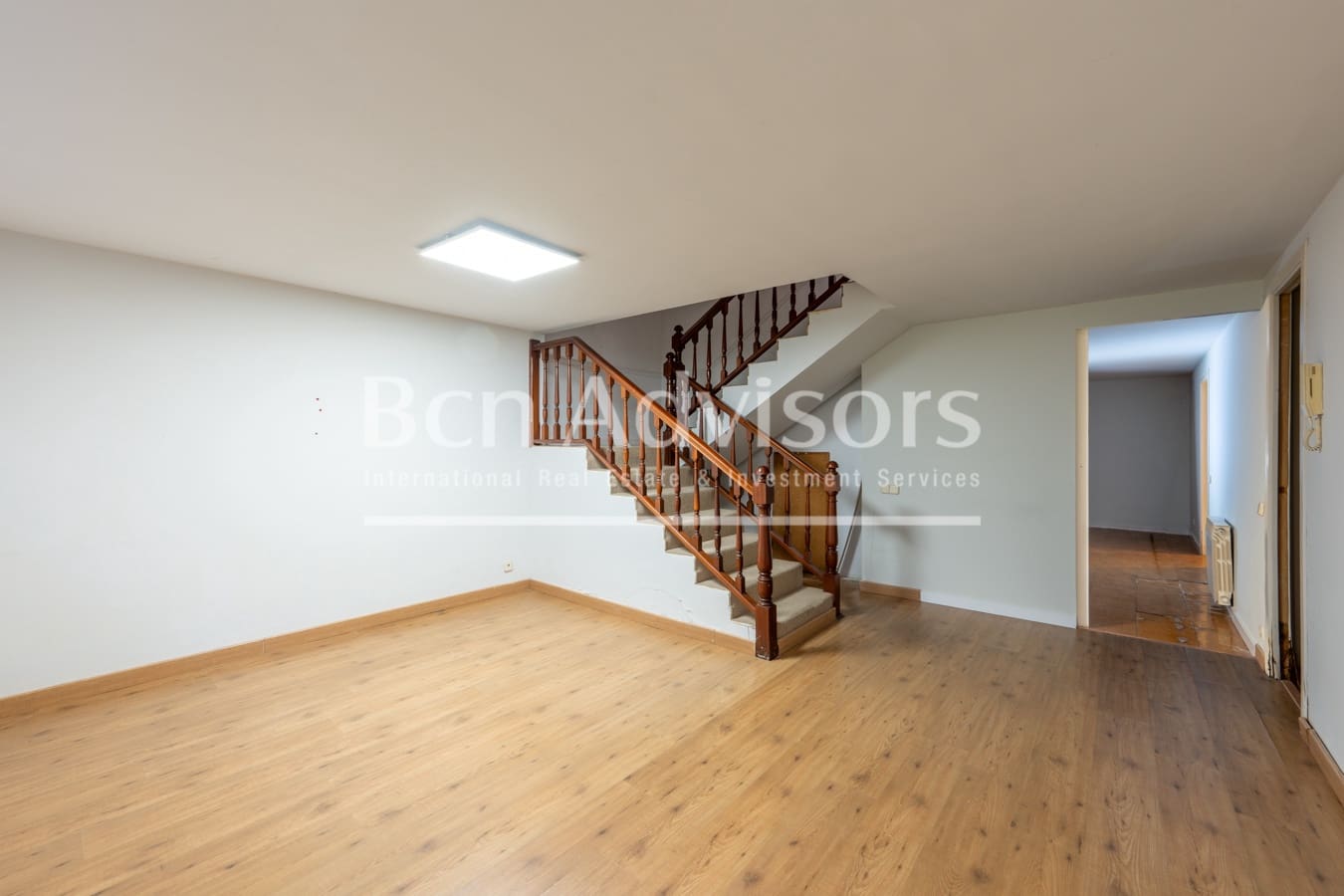 6 quarto Moradia para venda em Sant Just Desvern - 1 190 000 € (Ref: 9937789)