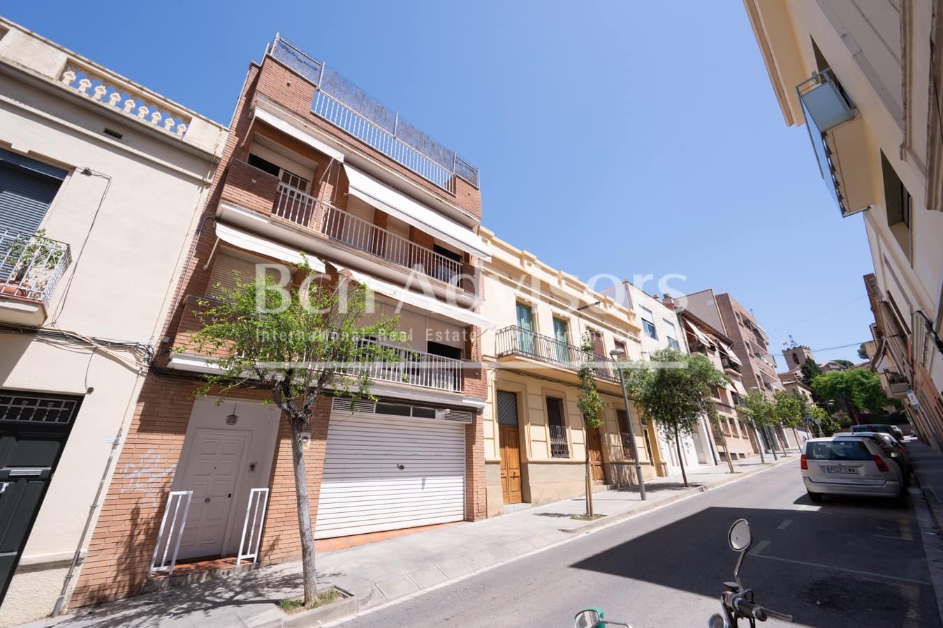 6 quarto Moradia para venda em Sant Just Desvern - 1 190 000 € (Ref: 9937789)