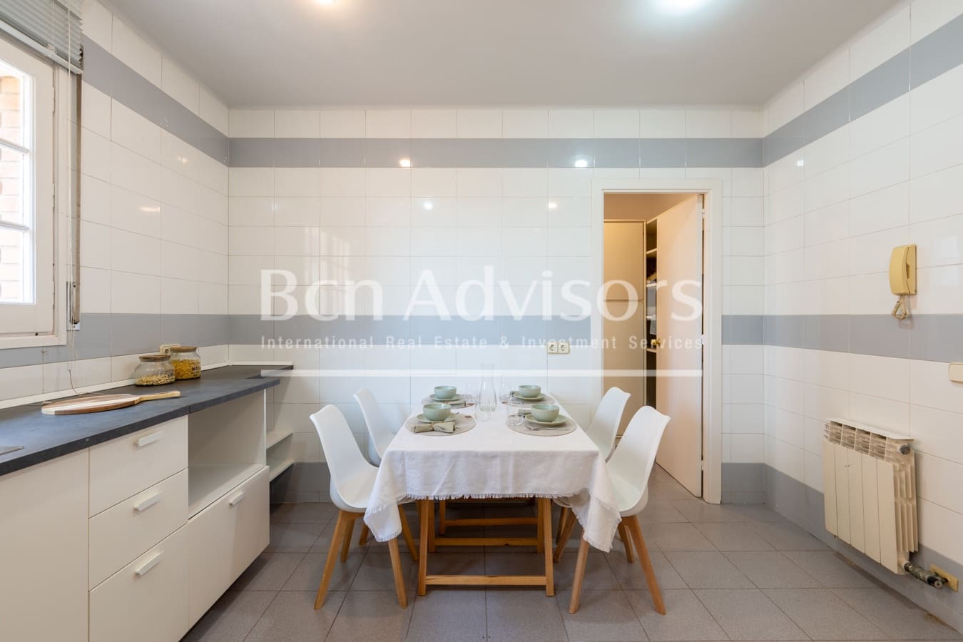 6 soverom Villa til salgs i Sant Just Desvern - € 1 190 000 (Ref: 9937789)