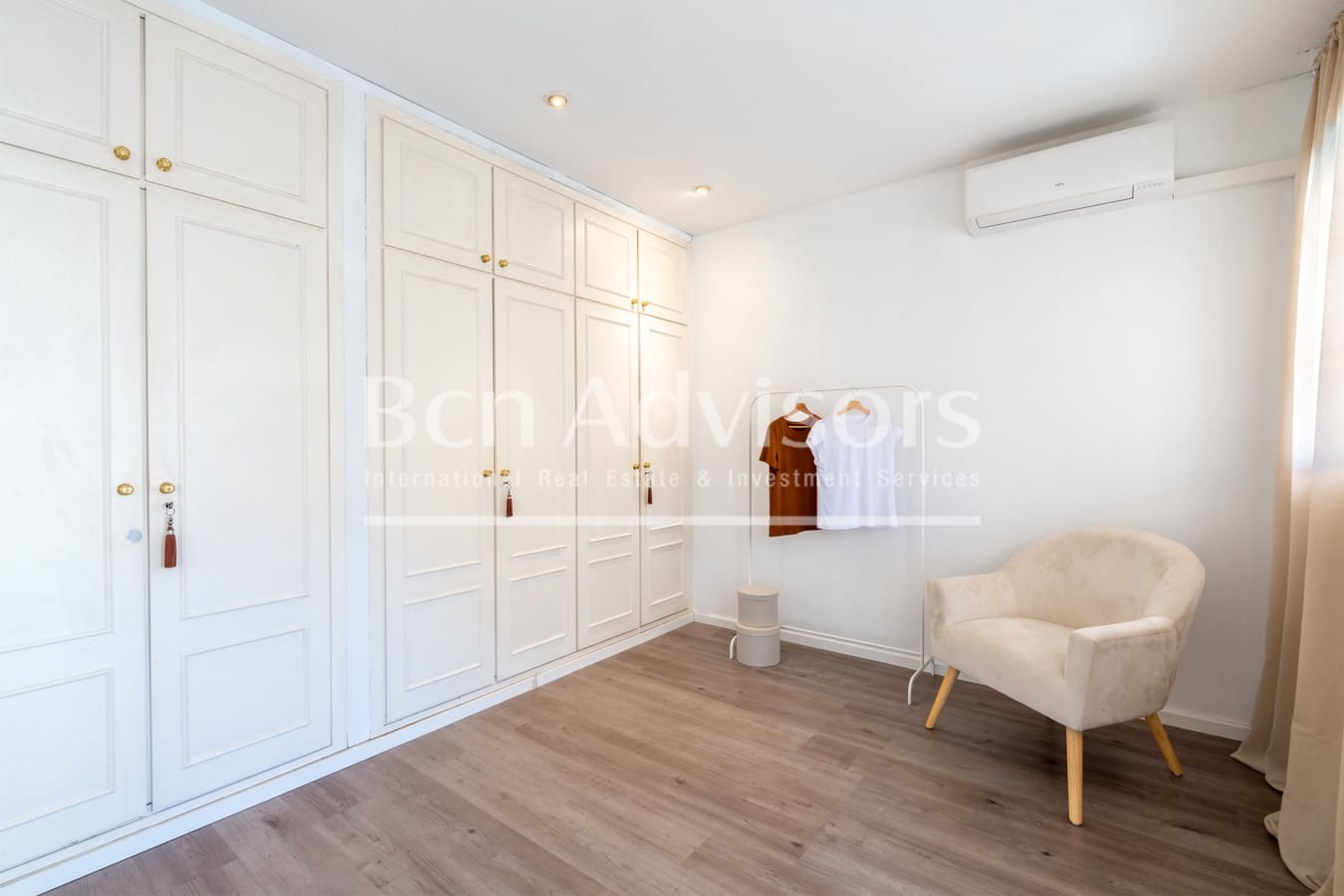 6 soverom Villa til salgs i Sant Just Desvern - € 1 190 000 (Ref: 9937789)
