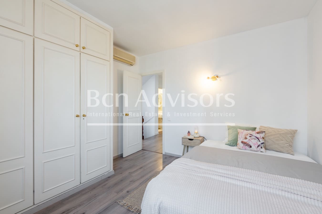 6 soverom Villa til salgs i Sant Just Desvern - € 1 190 000 (Ref: 9937789)