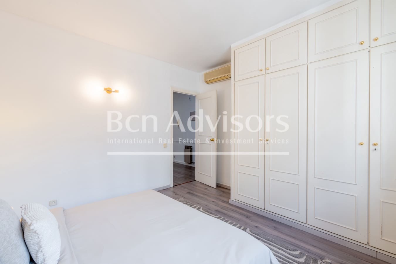 6 soverom Villa til salgs i Sant Just Desvern - € 1 190 000 (Ref: 9937789)