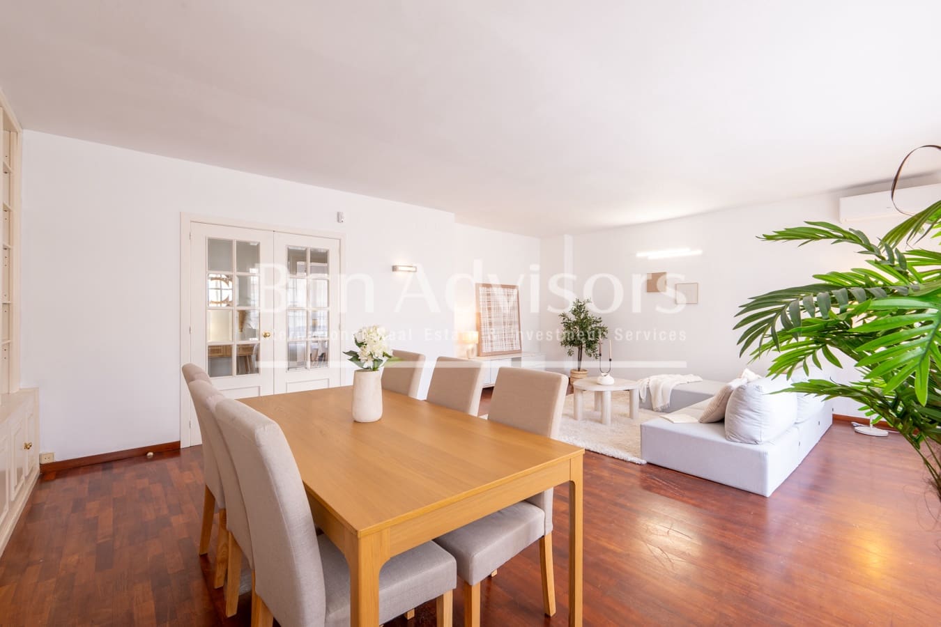 6 soverom Villa til salgs i Sant Just Desvern - € 1 190 000 (Ref: 9937789)