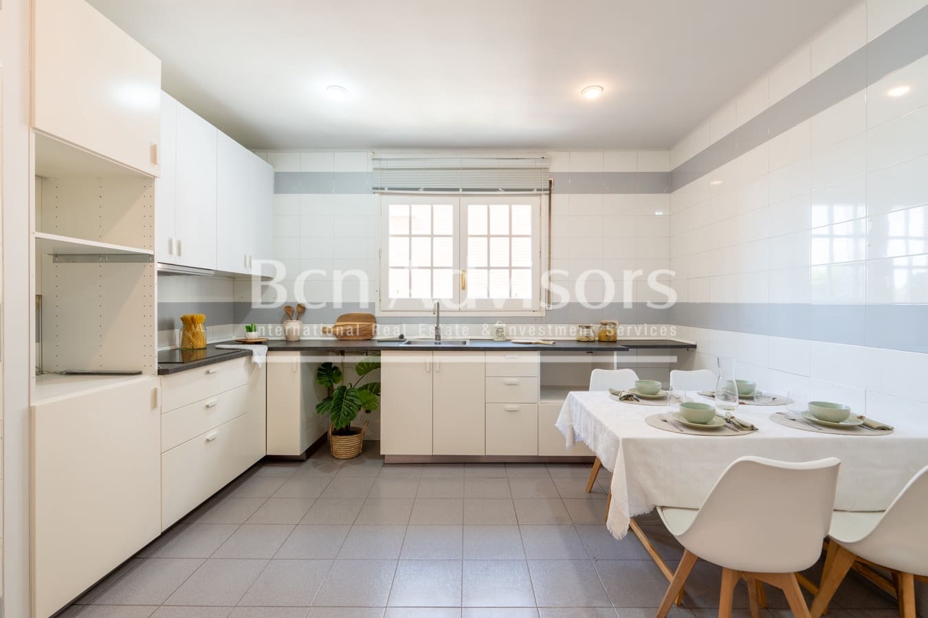 6 soverom Villa til salgs i Sant Just Desvern - € 1 190 000 (Ref: 9937789)