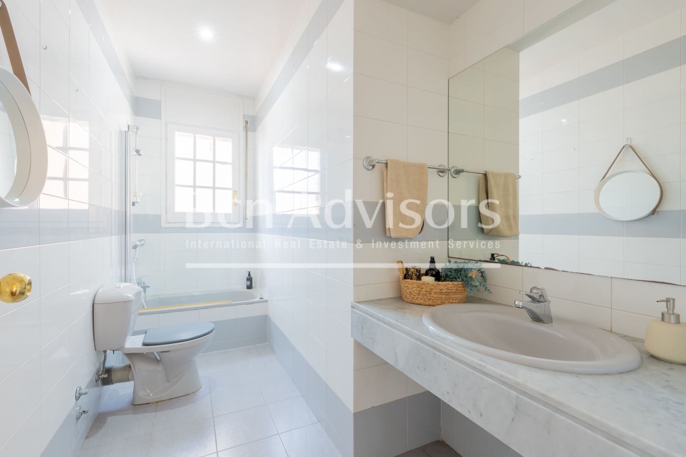 6 soverom Villa til salgs i Sant Just Desvern - € 1 190 000 (Ref: 9937789)