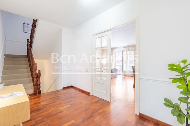 6 Zimmer Villa zu verkaufen in Sant Just Desvern - 1.190.000 € (Ref: 9937789)