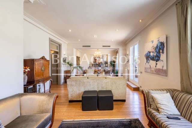 4 soveværelse Penthouse til salg i Les Corts, Barcelona by - € 2.290.000 (Ref: 9941961)