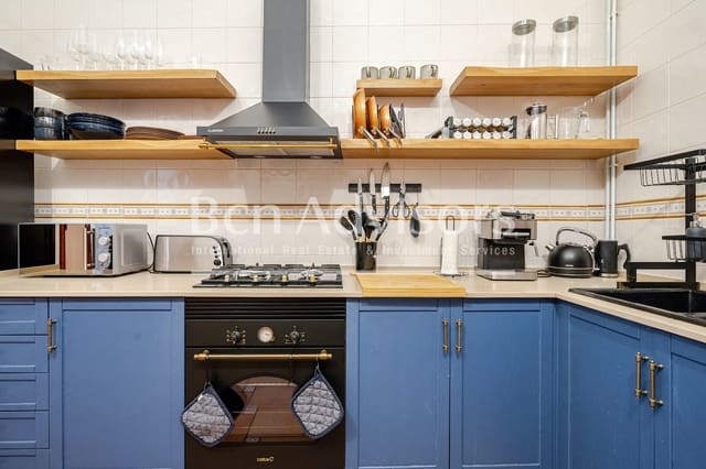 2 soveværelse Lejlighed til salg i El Barri Gòtic, Barcelona by - € 649.000 (Ref: 9945350)